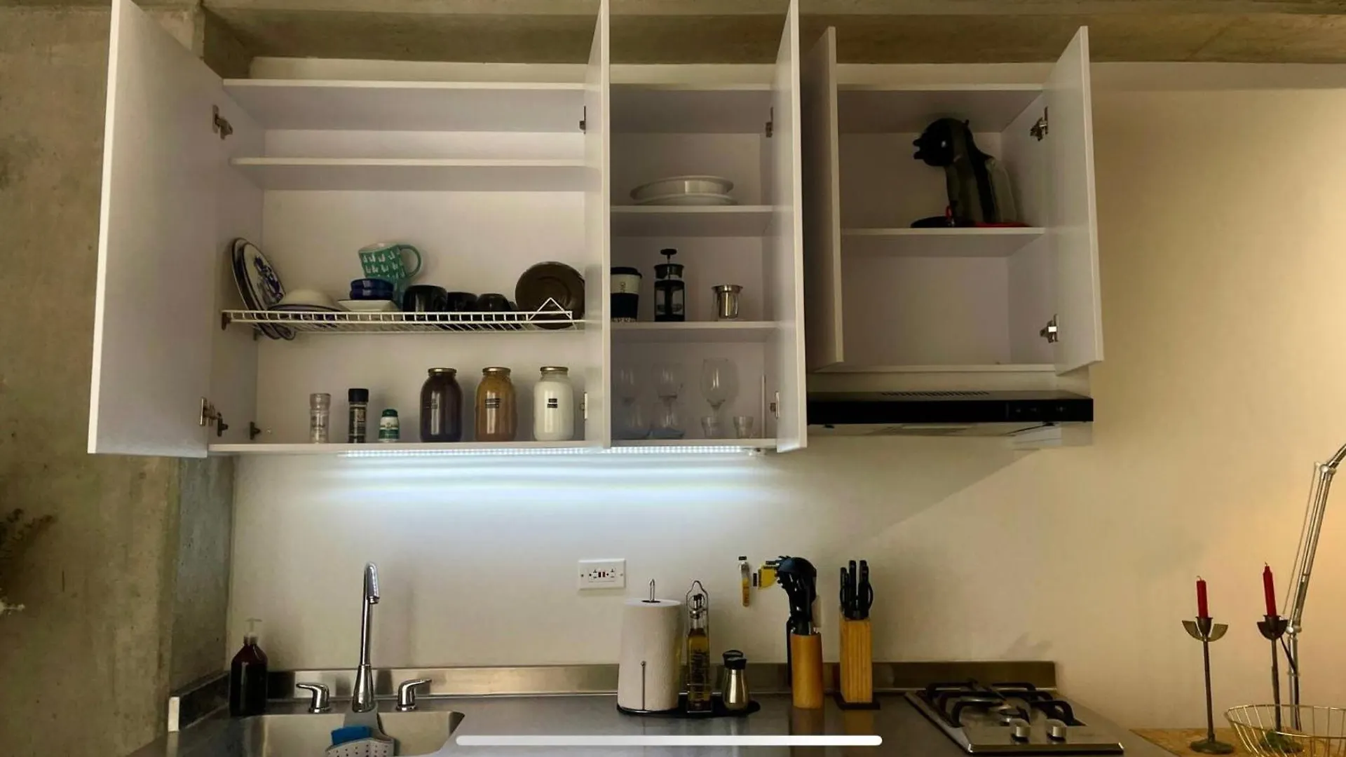 Loft - Patio Privado - Primer Parque Laureles Medellin Apartment