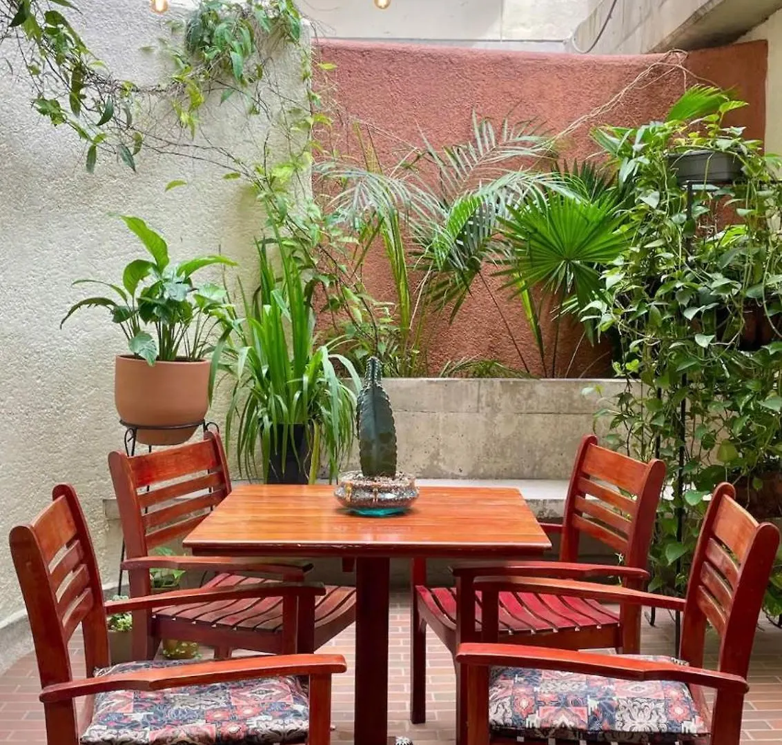 Apartment Loft - Patio Privado - Primer Parque Laureles Medellin